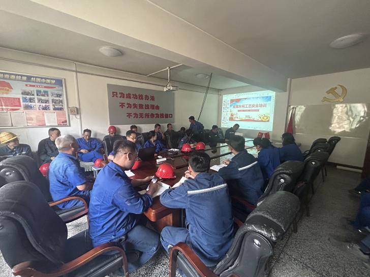 ad8c5d3d27b23bc61c19f4a3138f546